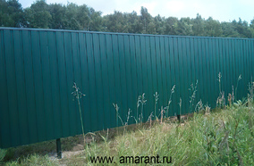 Забор с планкой по верху,  высота 2 м фото; Забор с планкой по верху,  высота 2 м от amarant.ru